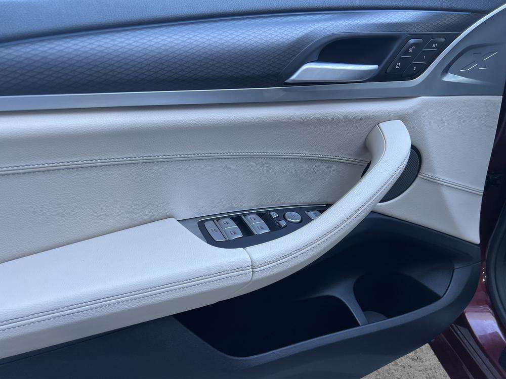 BMW IX3 M Sport 2023 granate - foto 17