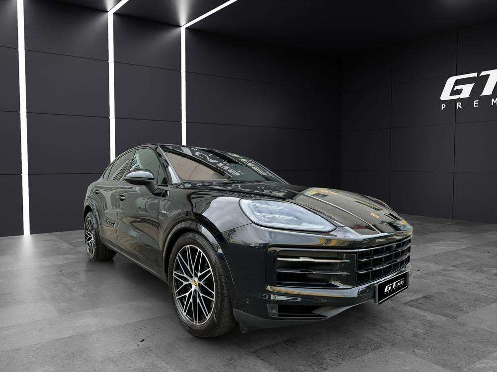 Porsche Cayenne Coupé E-Hybrid 2025 negro - foto 3