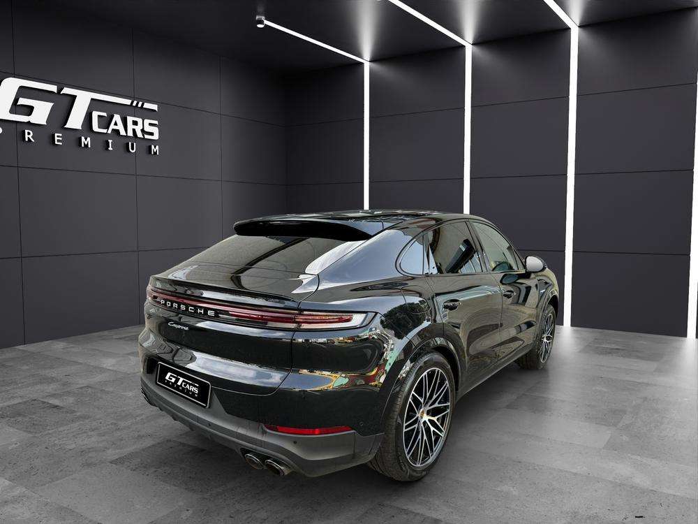 Porsche Cayenne Coupé E-Hybrid 2025 negro - foto 4