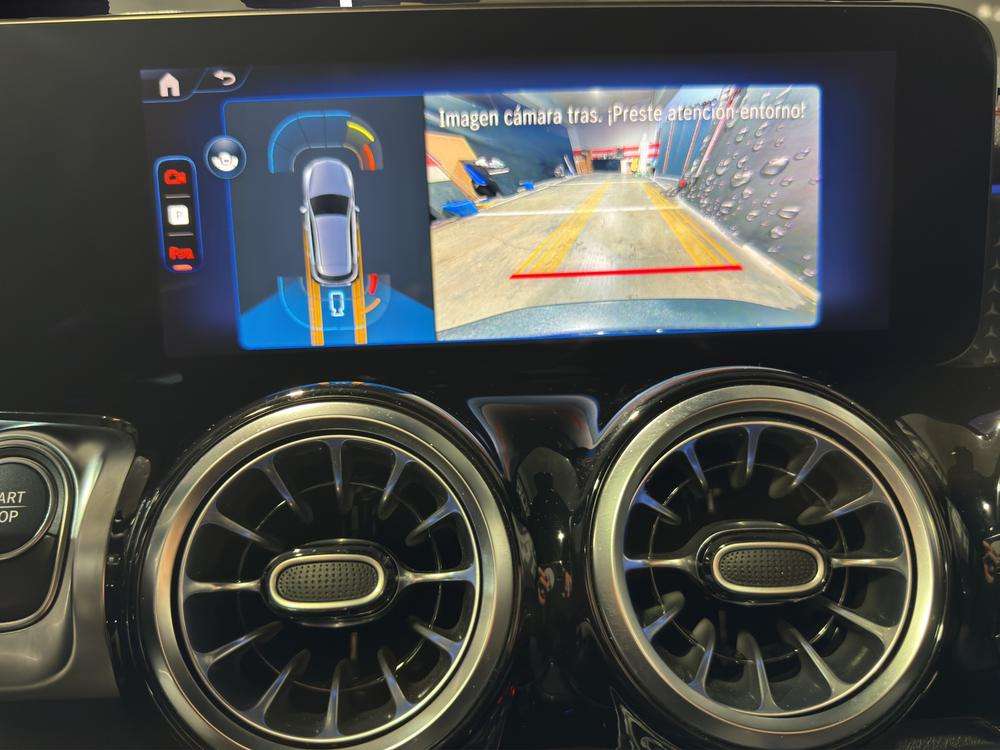 Mercedes-Benz EQB 250+ AMG 2025 negro - foto 14