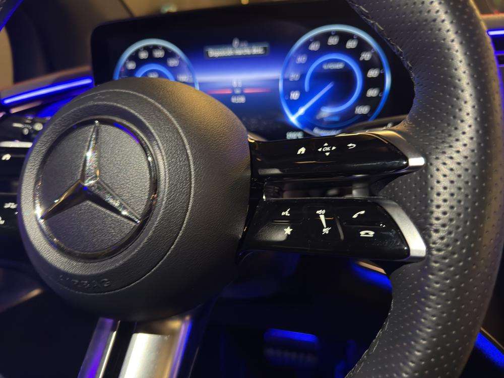 Mercedes-Benz EQE SUV 350 4MATIC 2025 gris - foto 10