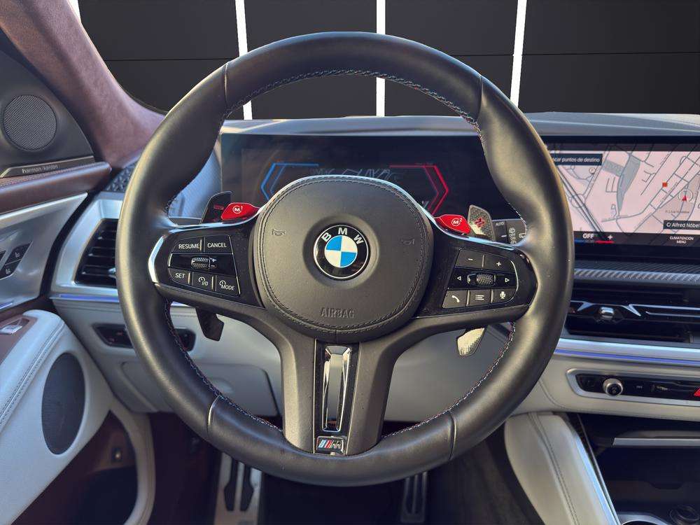 BMW XM . 2023 azul - foto 11