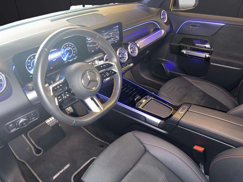 Mercedes-Benz EQB 250+ AMG 2025 gris - foto 9