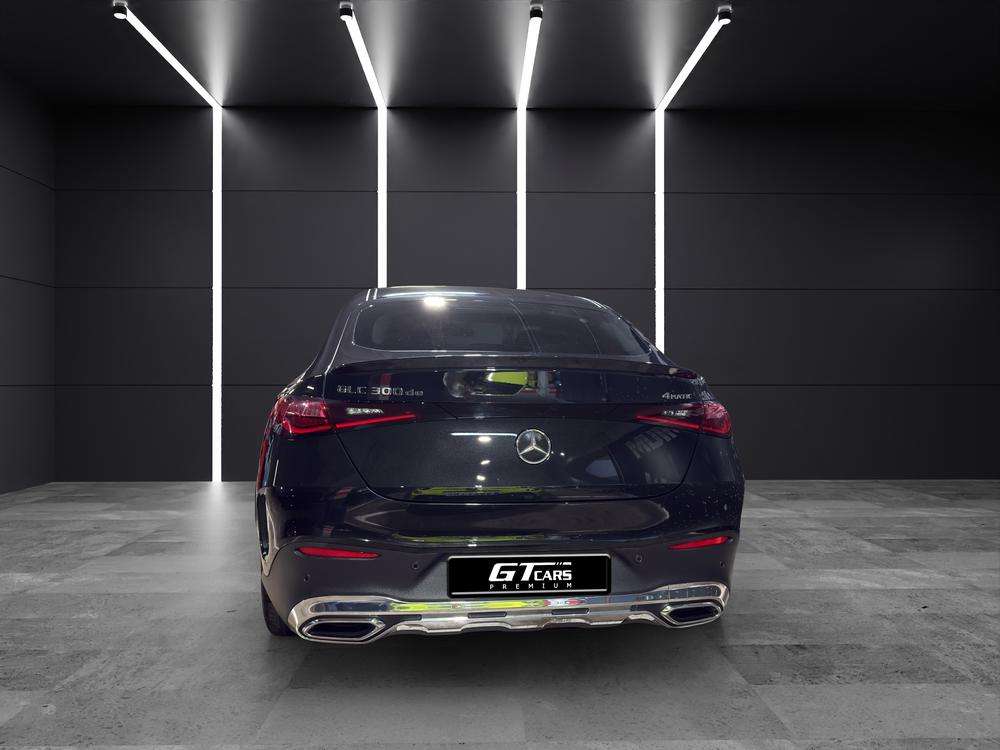 Mercedes-Benz GLC Coupe 300de AMG 4MATIC 2023 negro - foto 4