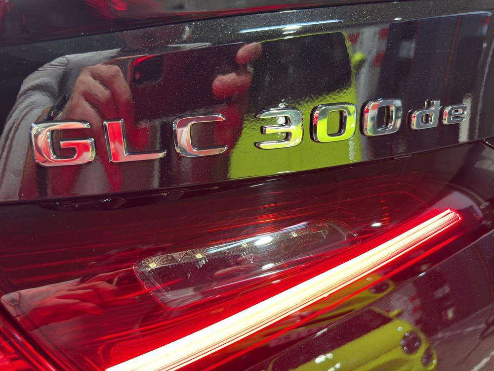 Mercedes-Benz GLC Coupe 300de AMG 4MATIC 2023 negro - foto 8