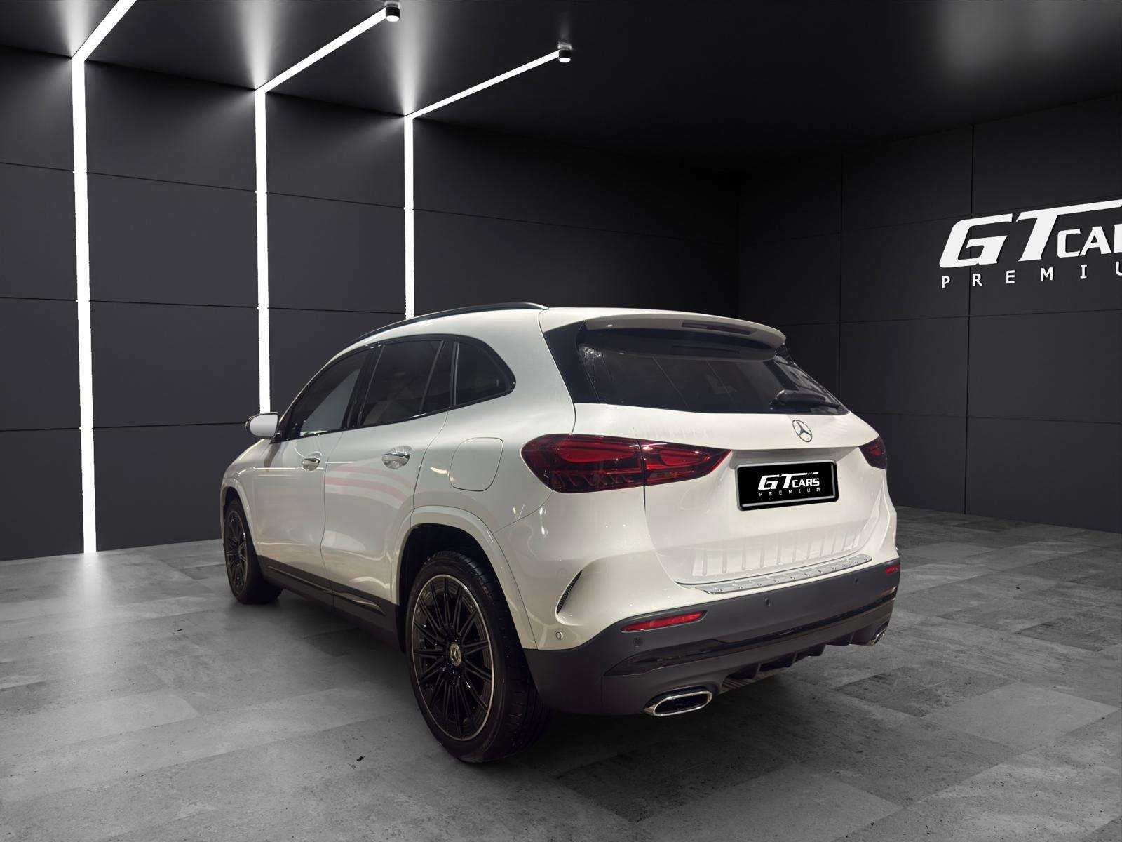 Mercedes-Benz GLA 200d AMG 2024 blanco - foto 3