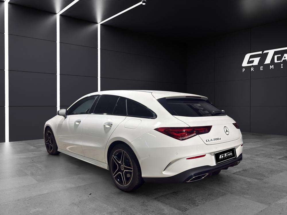 Mercedes-Benz CLA 200d Shooting Brake AMG 2023 blanco - foto 3