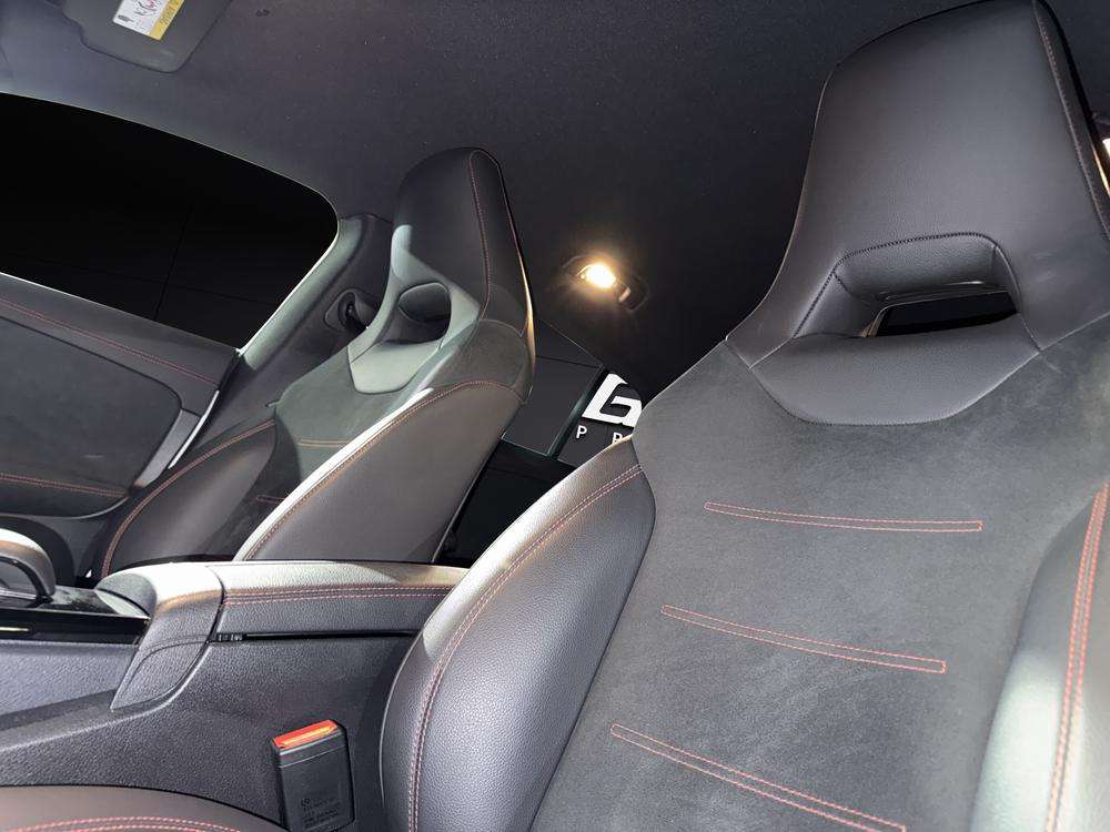 Mercedes-Benz CLA 200d Shooting Brake AMG 2023 blanco - foto 17