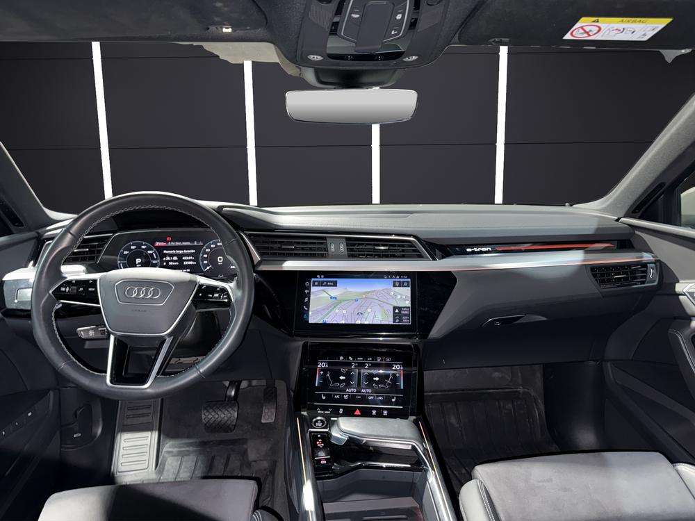 Audi Q8 E-tron 50 Quattro 2024 gris - foto 9