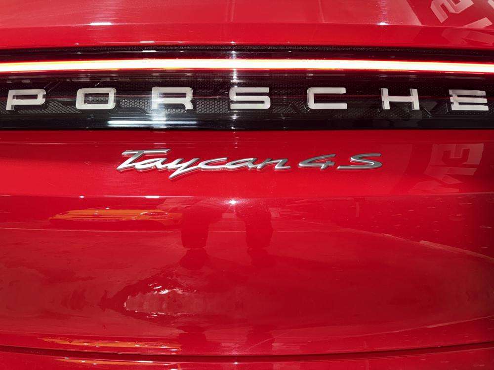 Porsche Taycan 4S 2022 rojo - foto 8