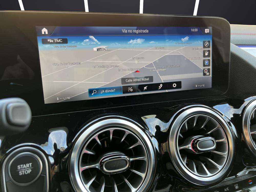 Mercedes-Benz EQA 250e AMG 2022 azul - foto 12