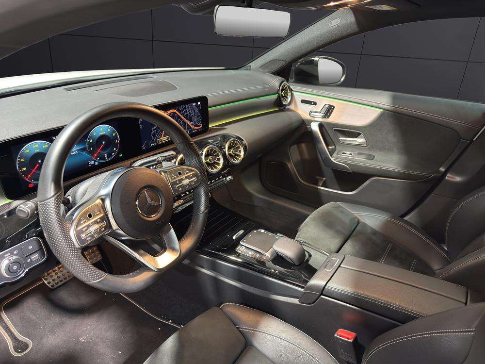 Mercedes-Benz Clase A 200 AMG 2021 blanco - foto 8