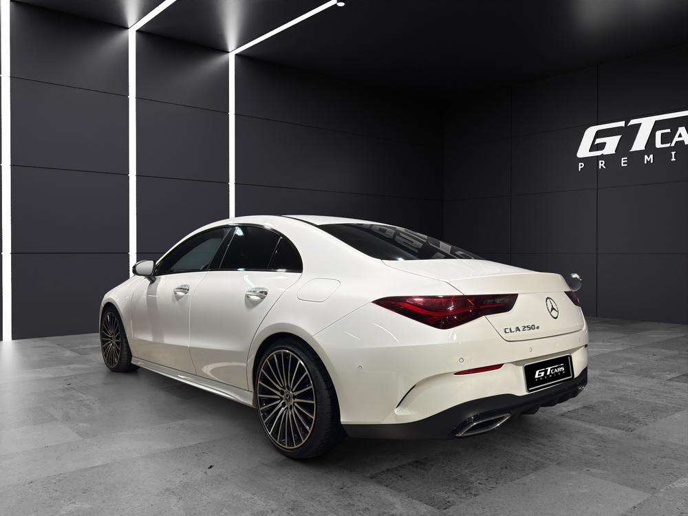 Mercedes-Benz CLA 250e AMG 2023 blanco - foto 3