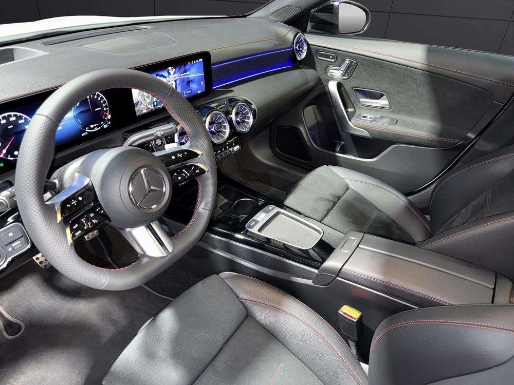 Mercedes-Benz CLA 250e AMG 2023 blanco - foto 9