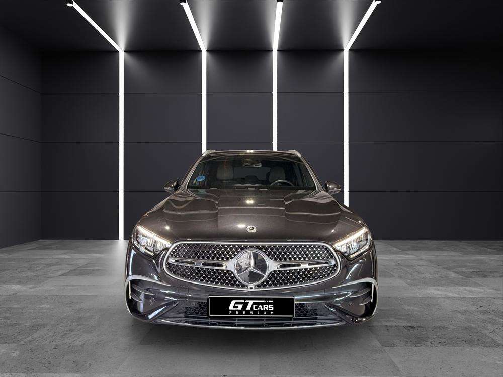 Mercedes-Benz GLC 300de AMG 4MATIC 2024 gris - foto 6