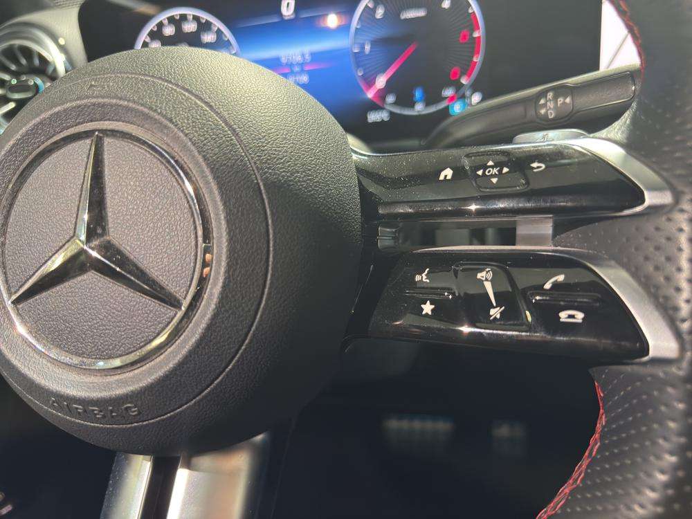 Mercedes-Benz GLA 220D AMG 4MATIC 2023 blanco - foto 12