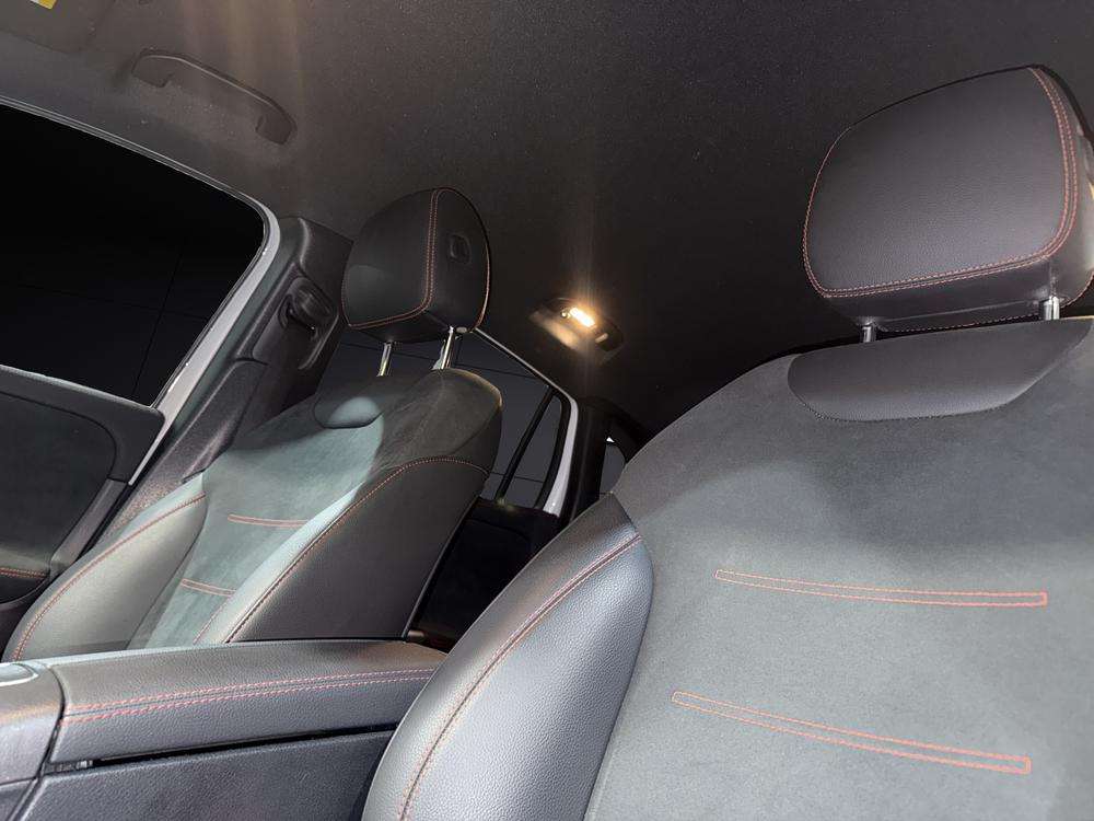 Mercedes-Benz GLA 220D AMG 4MATIC 2023 blanco - foto 17