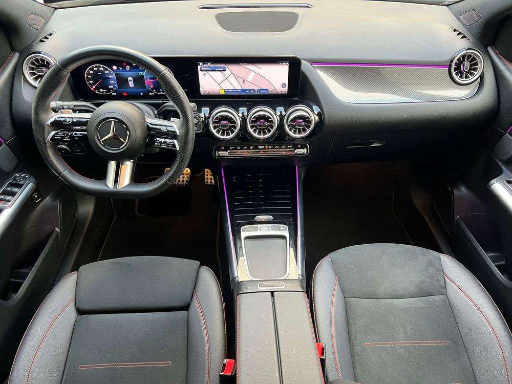 Mercedes-Benz Clase B 200d AMG 2023 blanco - foto 11