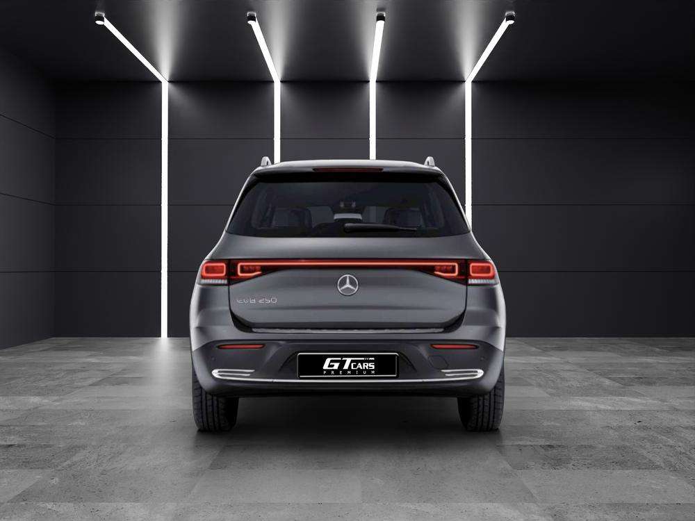 Mercedes-Benz EQB 250 Progressive 2023 gris - foto 4
