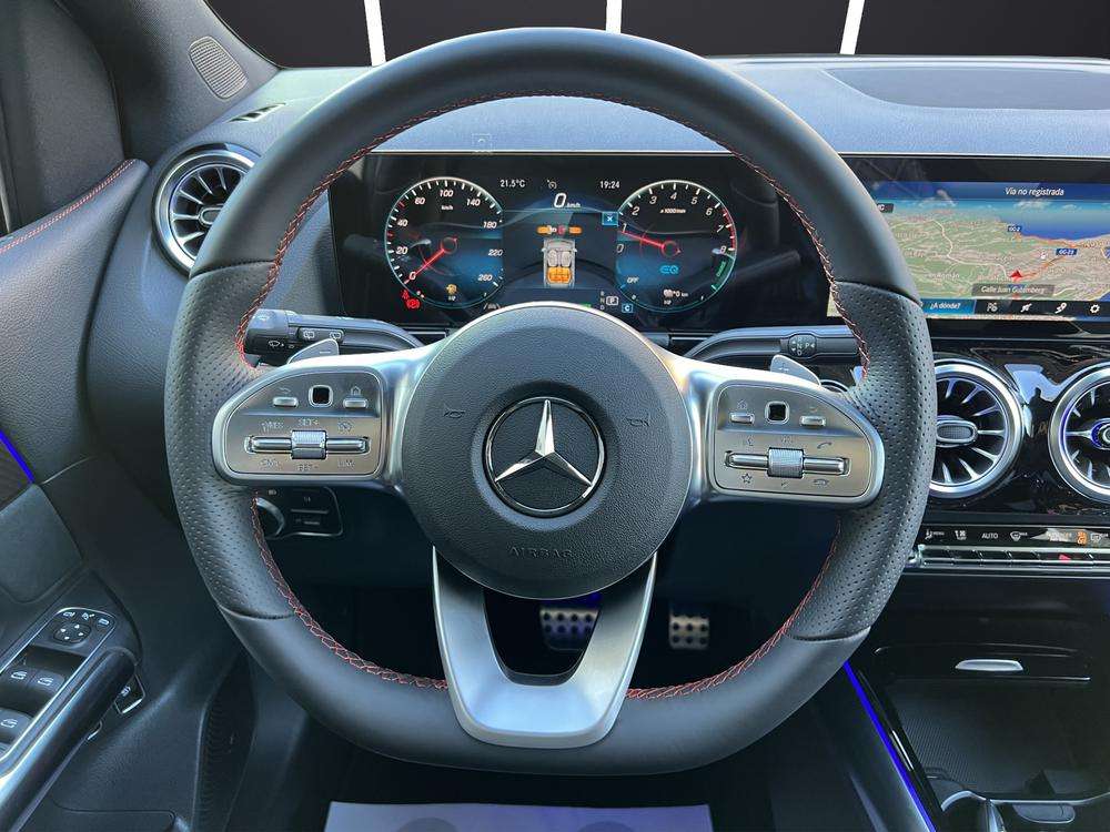 Mercedes-Benz Clase B 250e AMG 2021 blanco - foto 11