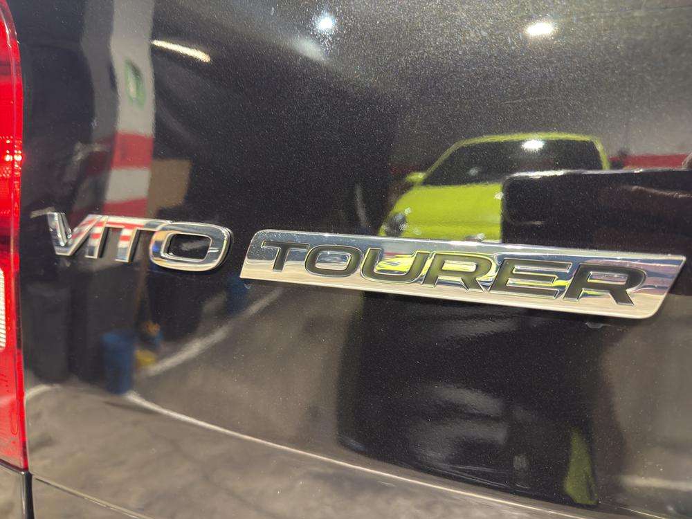 Mercedes-Benz Vito 114 CDI TOURER 2023 negro - foto 7