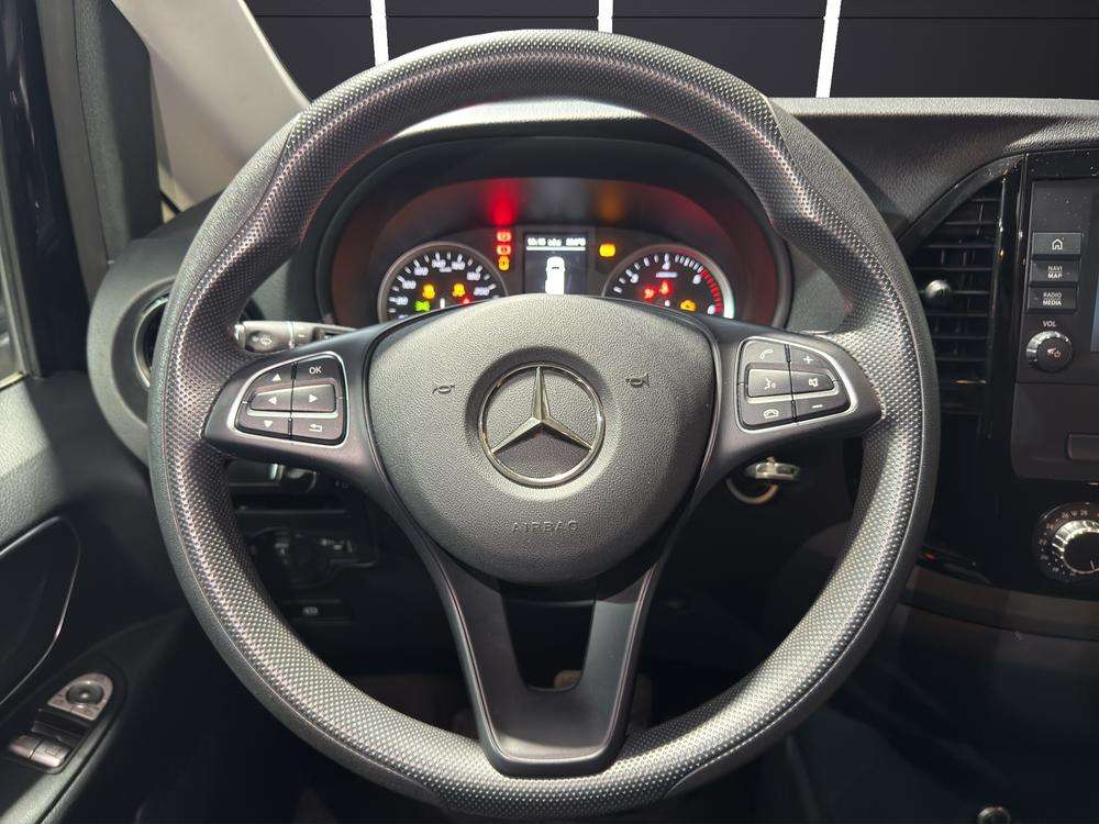 Mercedes-Benz Vito 114 CDI TOURER 2023 negro - foto 10