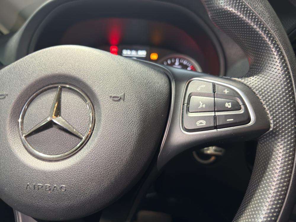 Mercedes-Benz Vito 114 CDI TOURER 2023 negro - foto 11