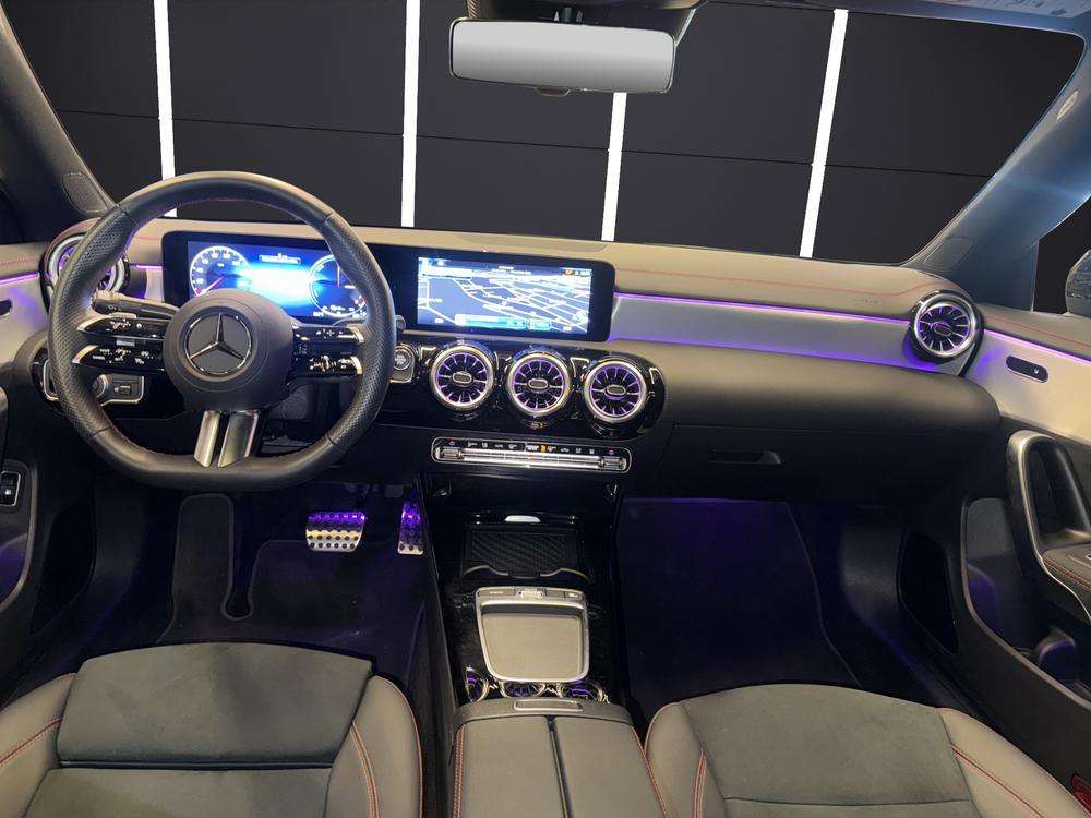 Mercedes-Benz CLA 250e AMG 2024 blanco - foto 10