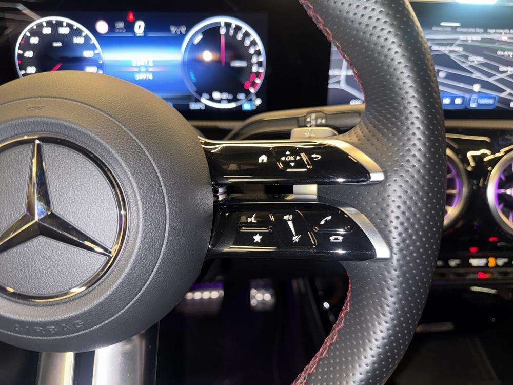 Mercedes-Benz CLA 250e AMG 2024 blanco - foto 12