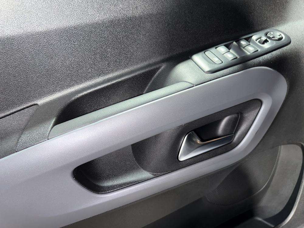Toyota Proace City Verso 2025 gris - foto 15