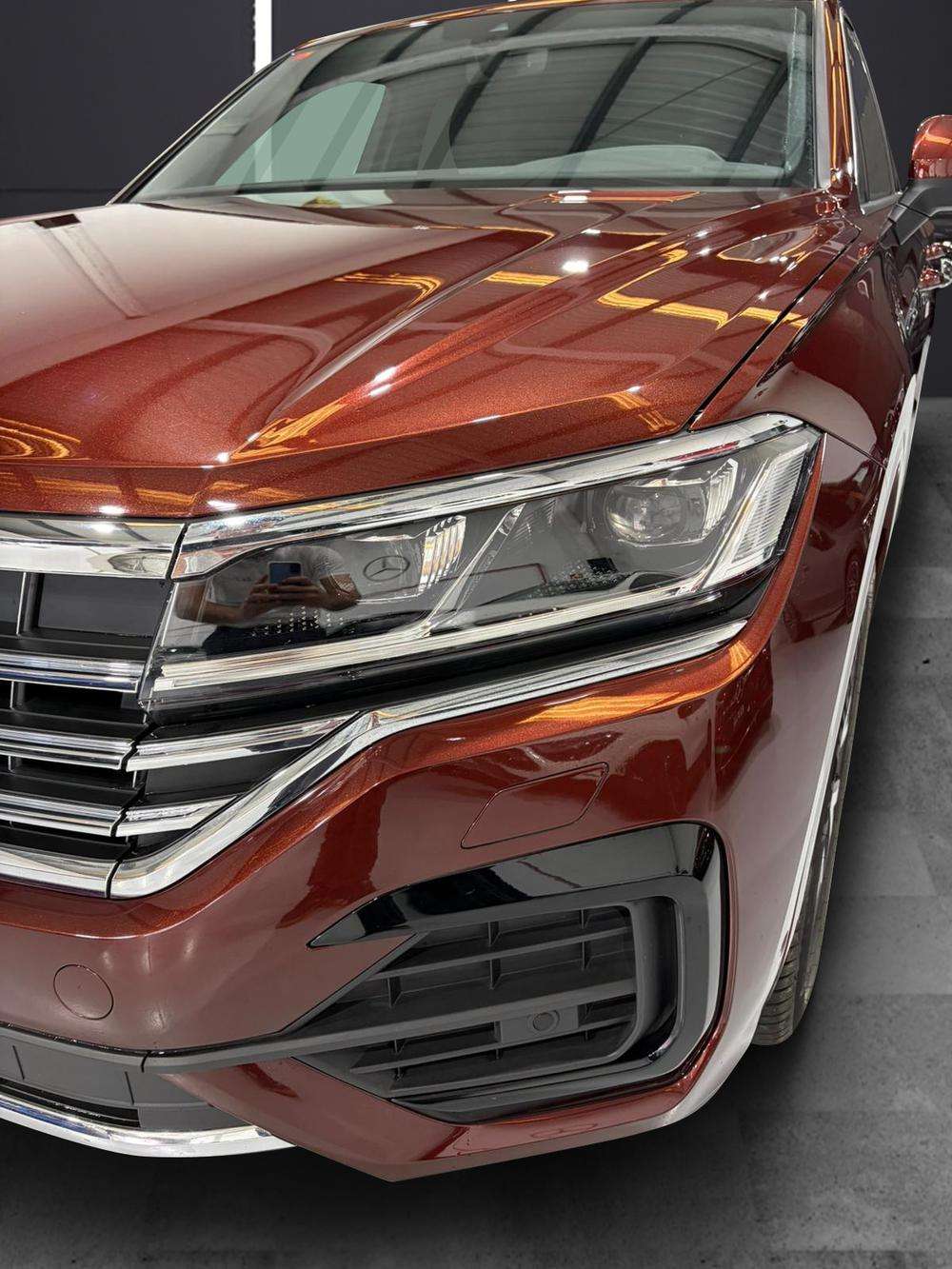 Volkswagen Touareg R-Line TDI 2021 vino - foto 6