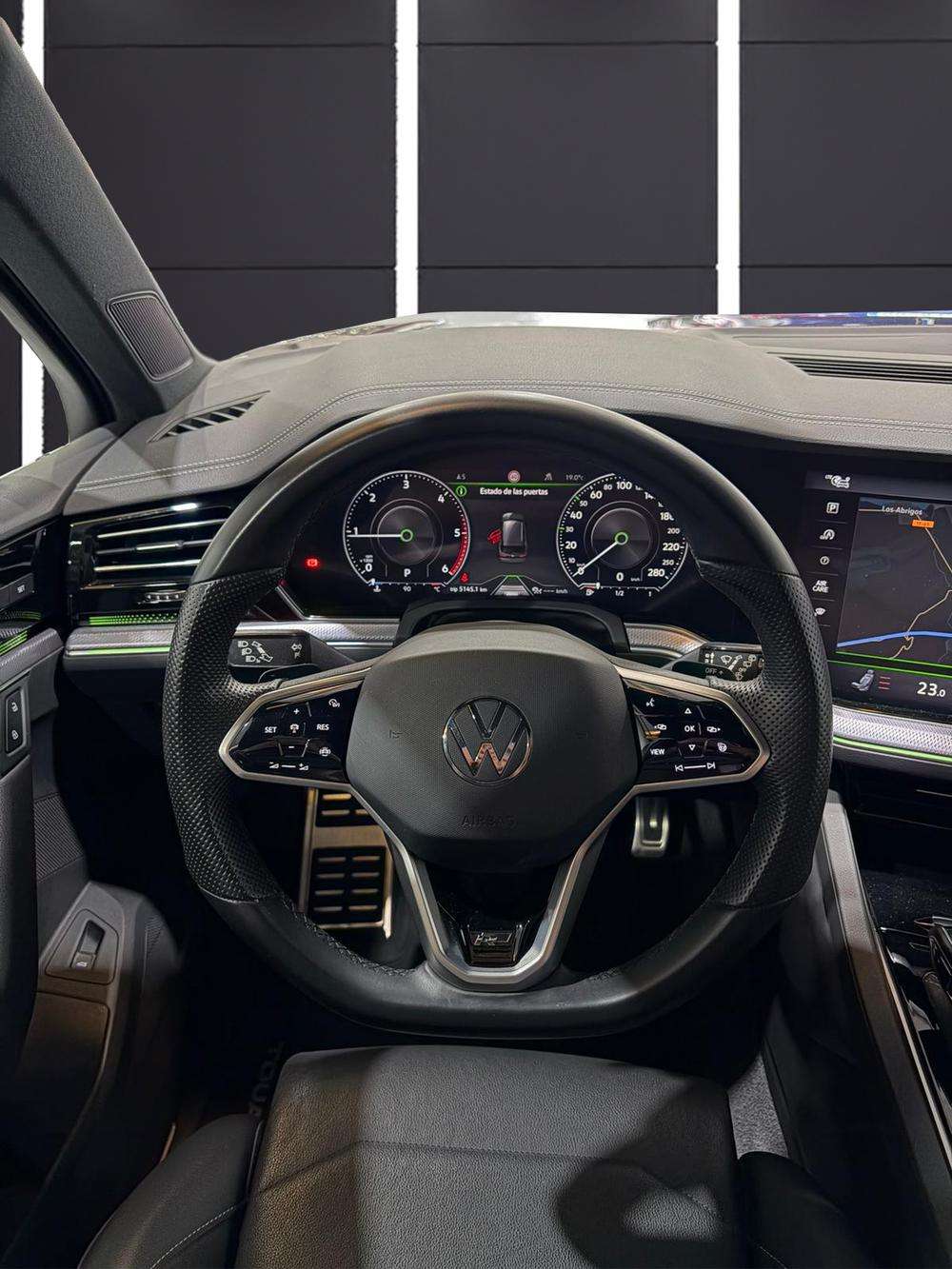 Volkswagen Touareg R-Line TDI 2021 vino - foto 11