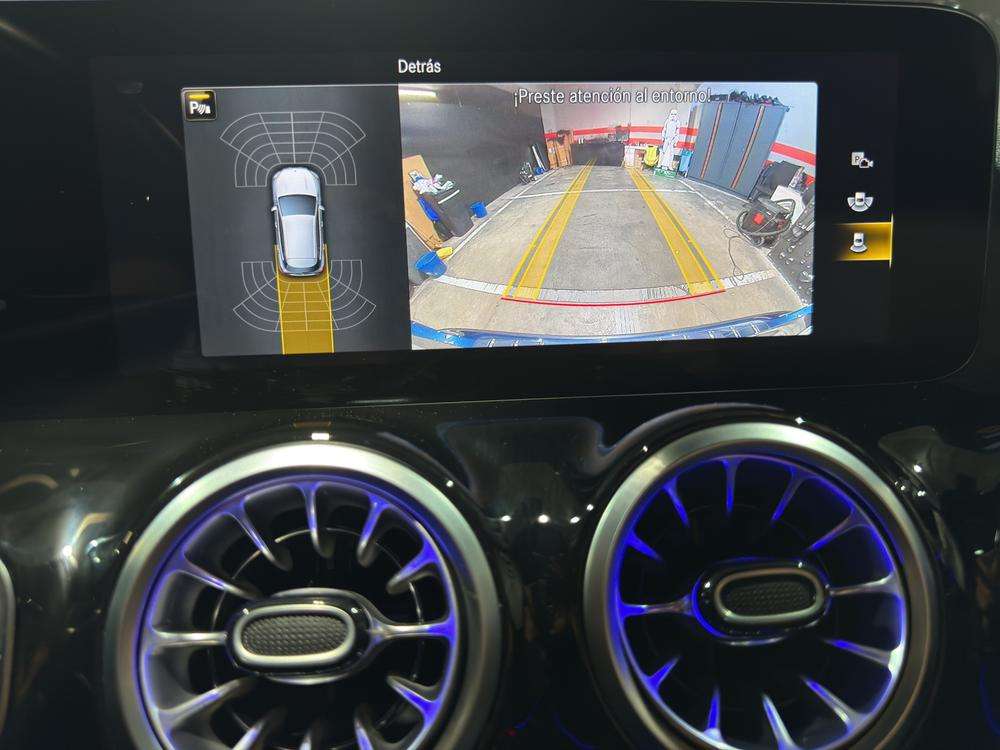 Mercedes-Benz GLA 220D AMG 4MATIC 2023 azul denim - foto 13