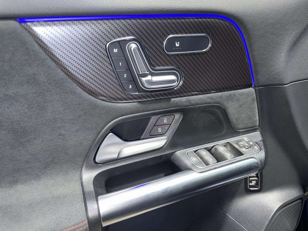 Mercedes-Benz GLA 220D AMG 4MATIC 2023 azul denim - foto 15