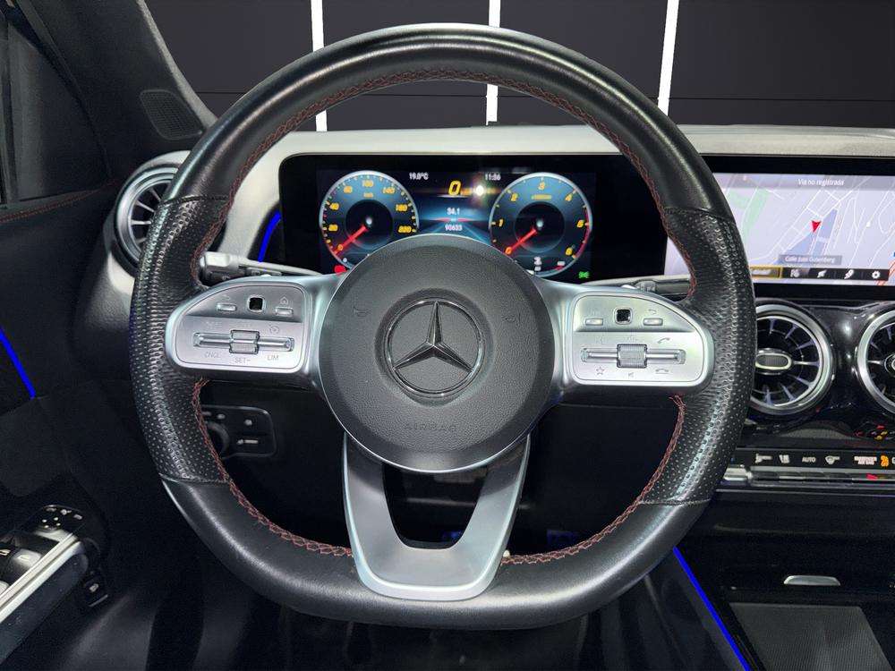 Mercedes-Benz GLB 200d AMG 2021 negro - foto 12