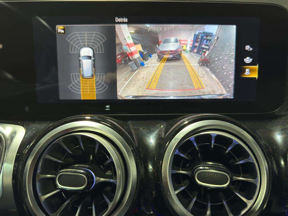 Mercedes-Benz GLB 200d AMG 2021 negro - foto 15