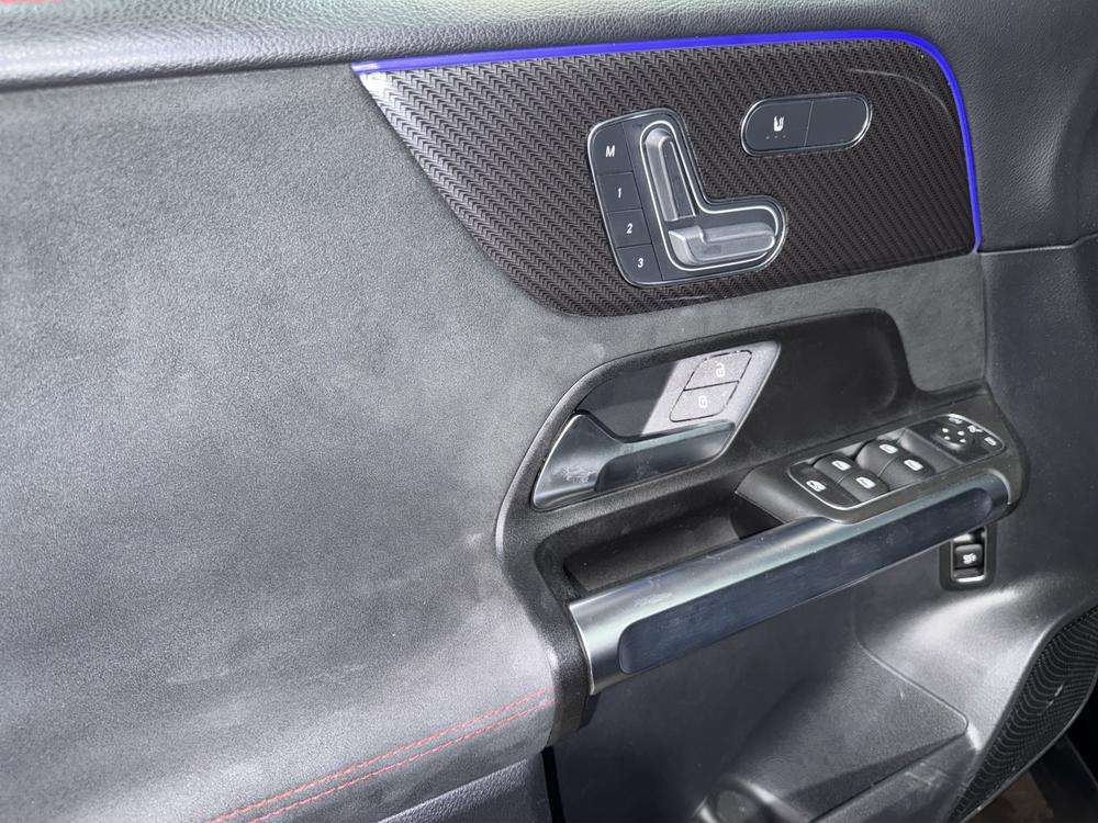 Mercedes-Benz GLB 200d AMG 2021 negro - foto 16