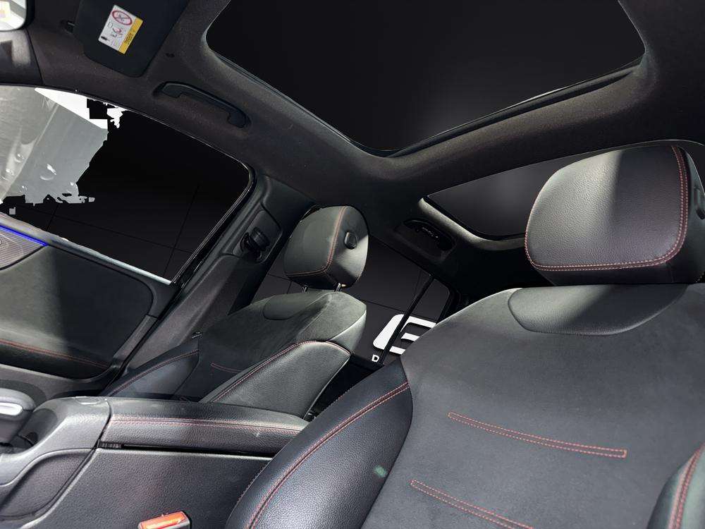 Mercedes-Benz GLB 200d AMG 2021 negro - foto 18