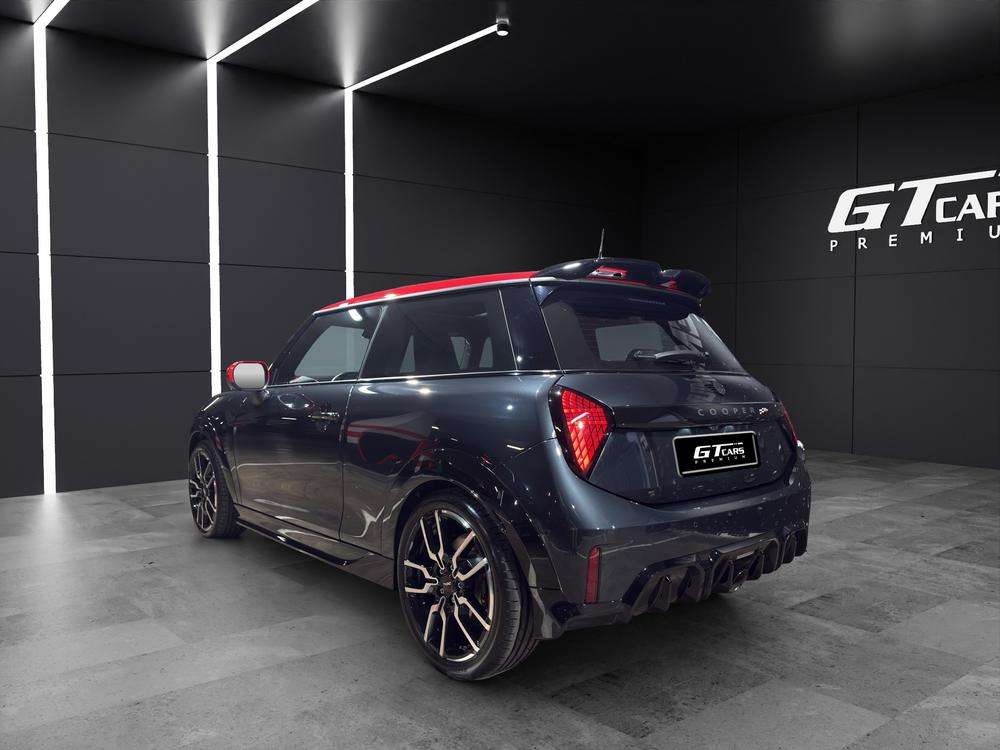 Mini Cooper JOHN COOPER WORKS 2024 negro - foto 3