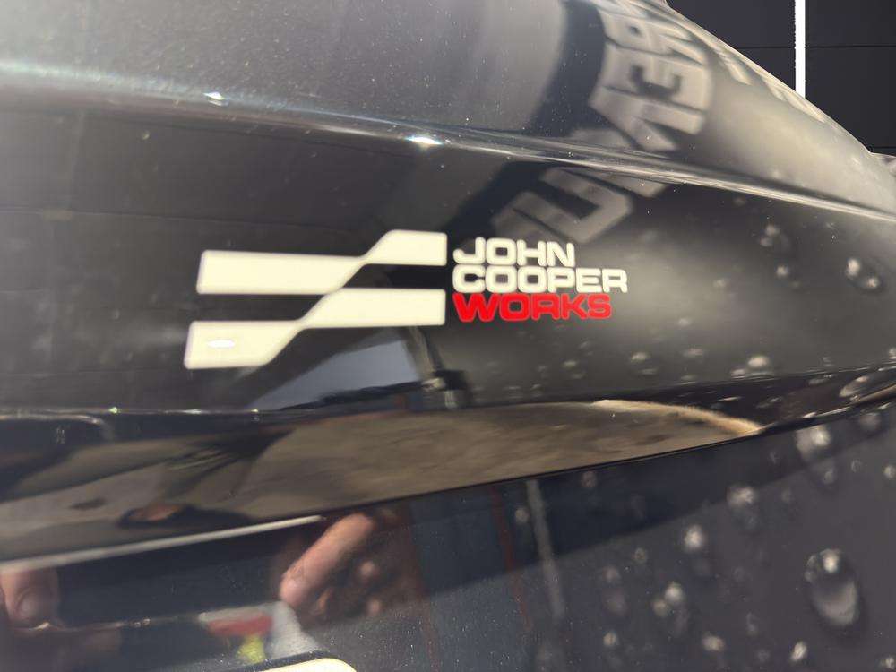 Mini Cooper JOHN COOPER WORKS 2024 negro - foto 8