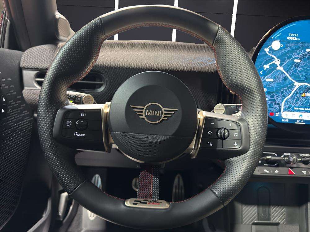 Mini Cooper JOHN COOPER WORKS 2024 negro - foto 11