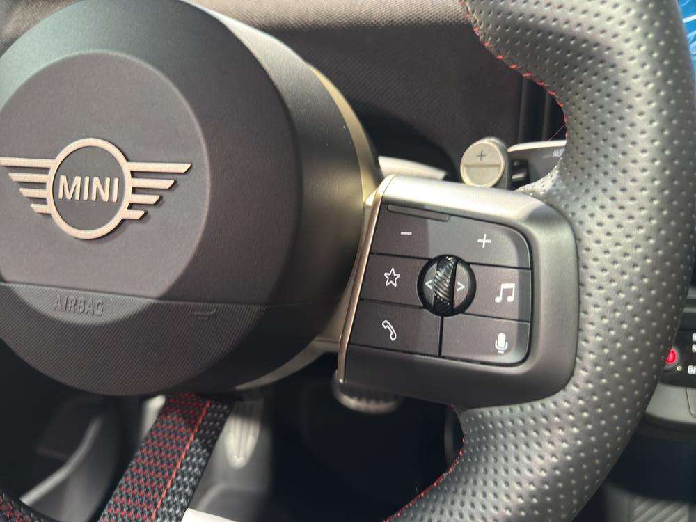 Mini Cooper JOHN COOPER WORKS 2024 negro - foto 12