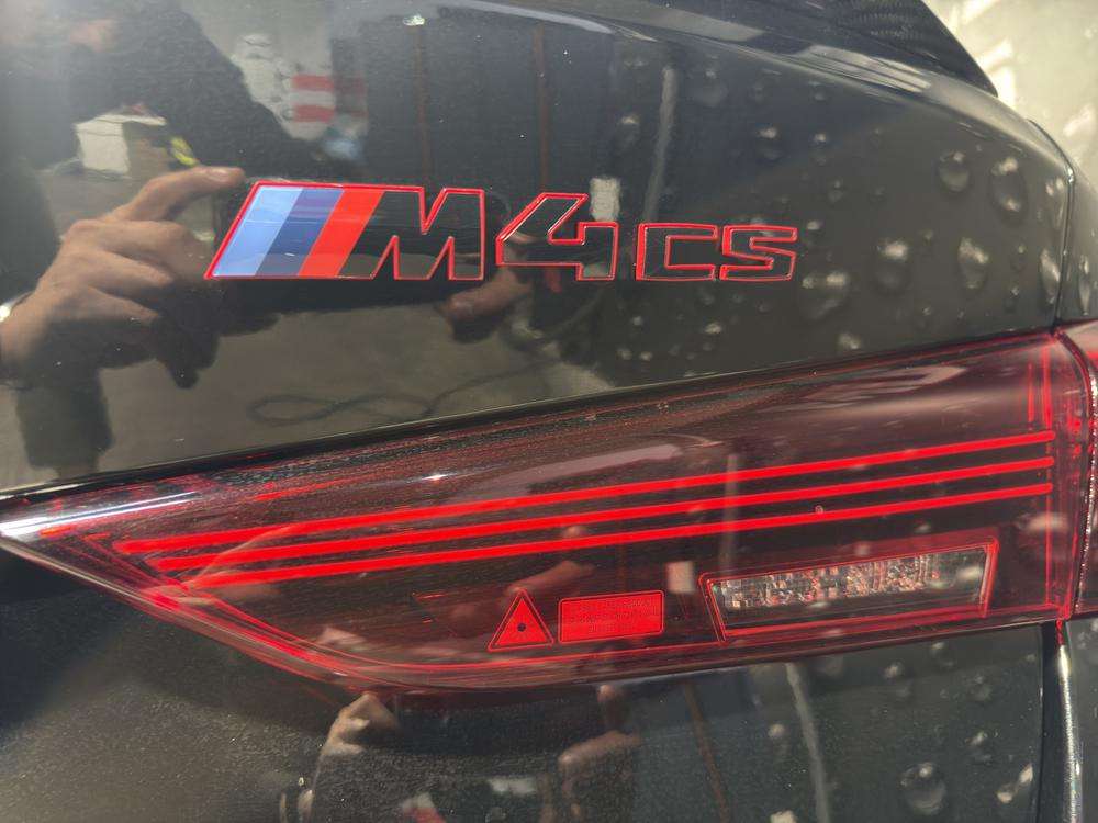 BMW M4 CS 2025 negro - foto 8