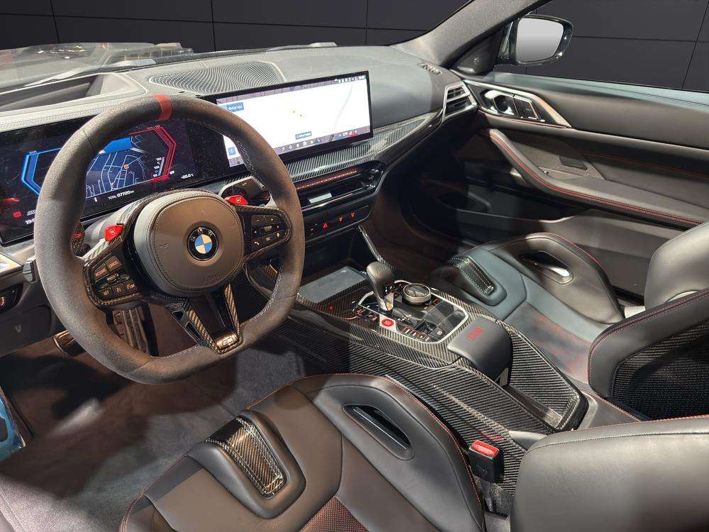 BMW M4 CS 2025 negro - foto 9