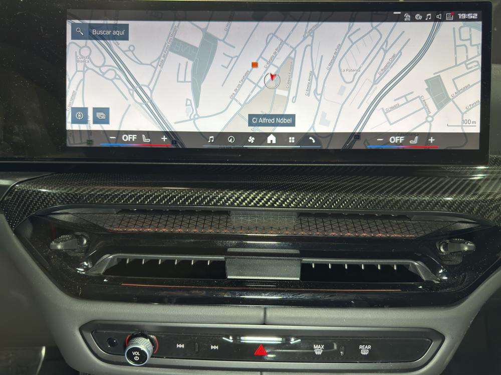 BMW M4 CS 2025 negro - foto 13