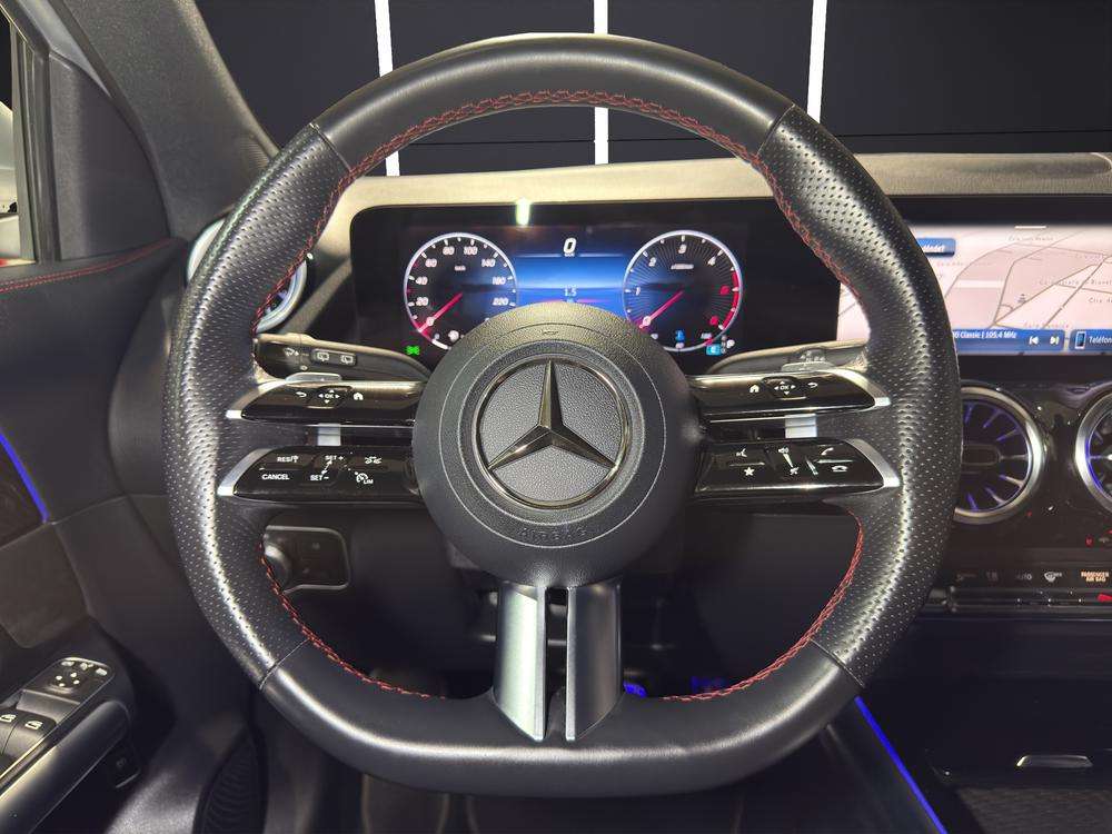Mercedes-Benz GLA 220D AMG 4MATIC 2023 plata - foto 11