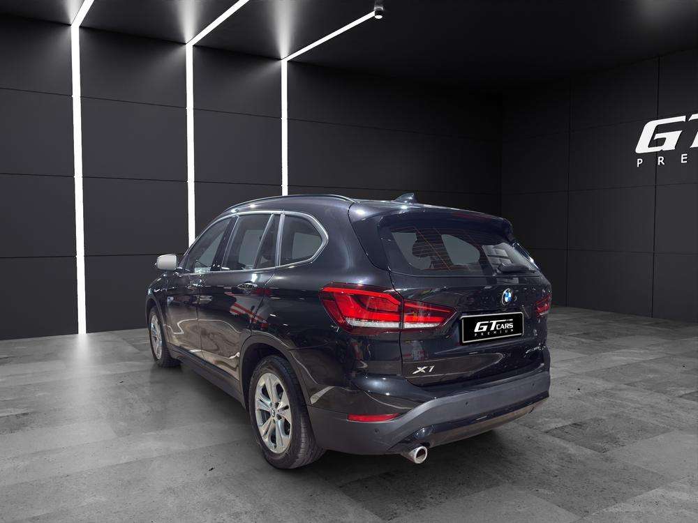BMW X1 XDrive 25e 2021 negro - foto 3