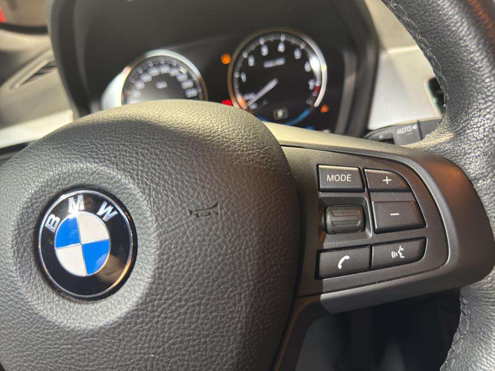 BMW X1 XDrive 25e 2021 negro - foto 12