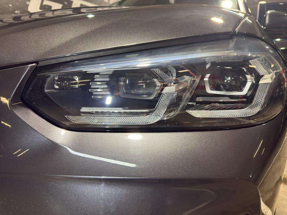 BMW X3  xDrive 30e xLine 2024 gris - foto 6