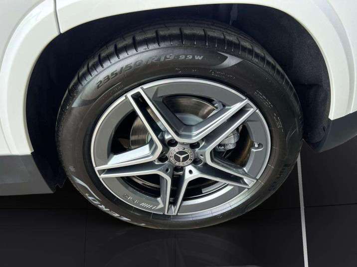 Mercedes-Benz GLA 250e AMG 2025 blanco - foto 6